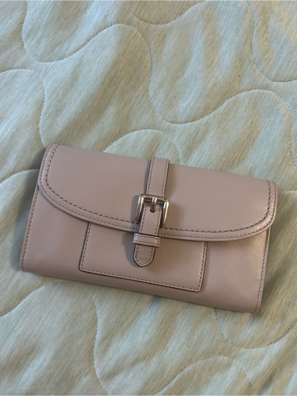 Coach Charlie Leather Callie Hybrid Wallet.